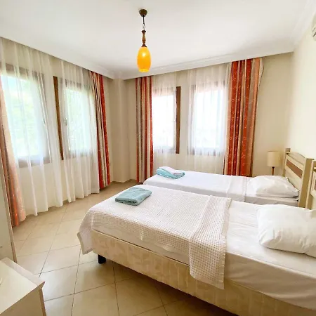 Perdikia 4 Villa *