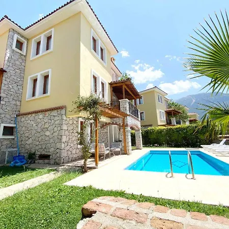 Perdikia 4 *
