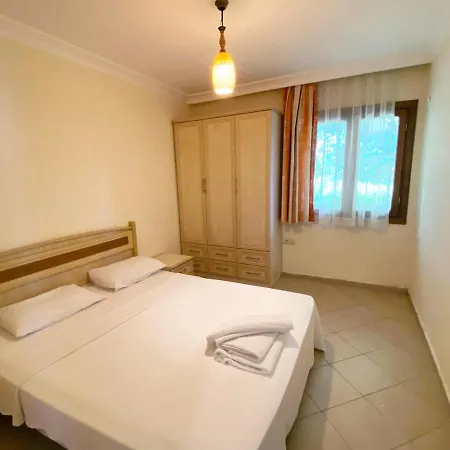 Perdikia 4 Villa *